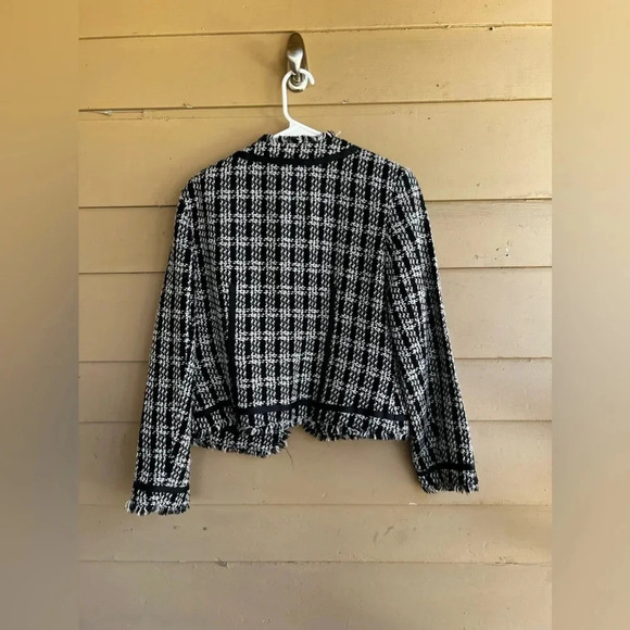 Black and White Tweed Jacket - Women's Size 12 - Picture 5 of 5